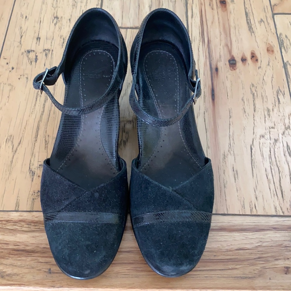 Timeless shoes by Dansko